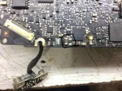 Conserto de Placa Logica MacBook