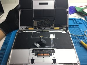 Conserto de MacBook RJ