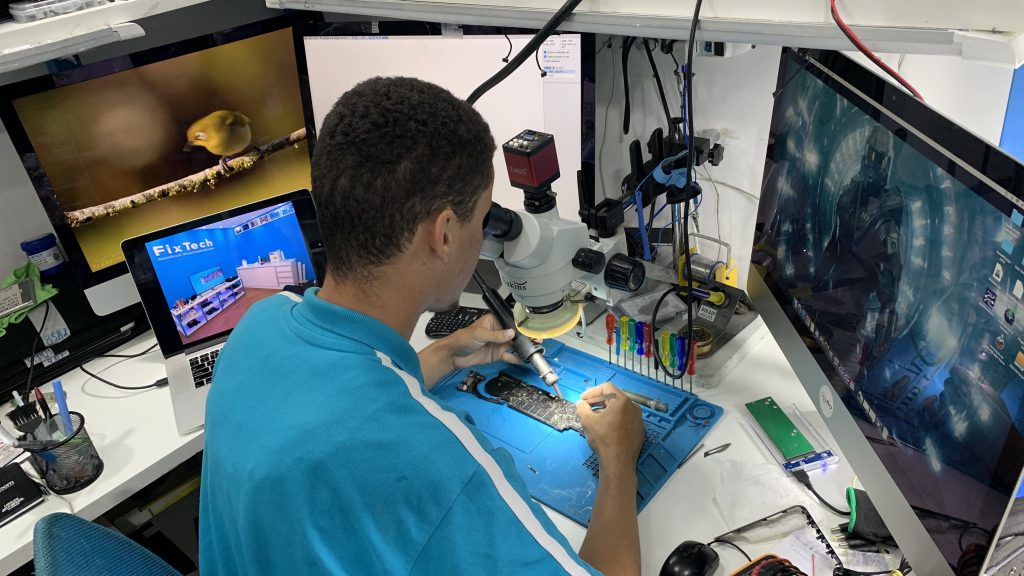 Reparo de Placa Lógica da FixTech
